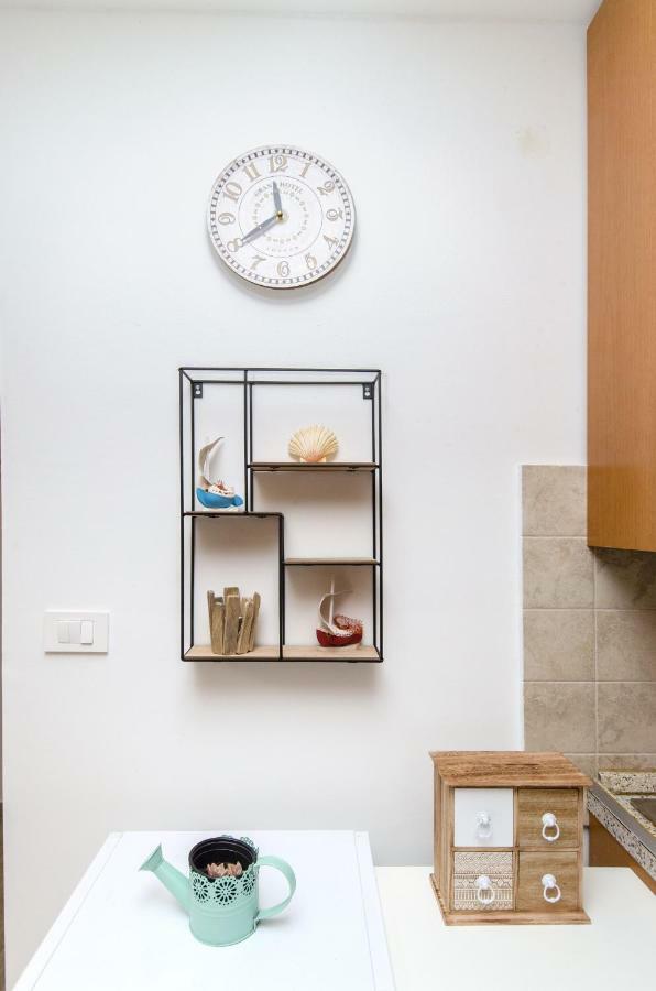 Apartment Hello Love Split Buitenkant foto