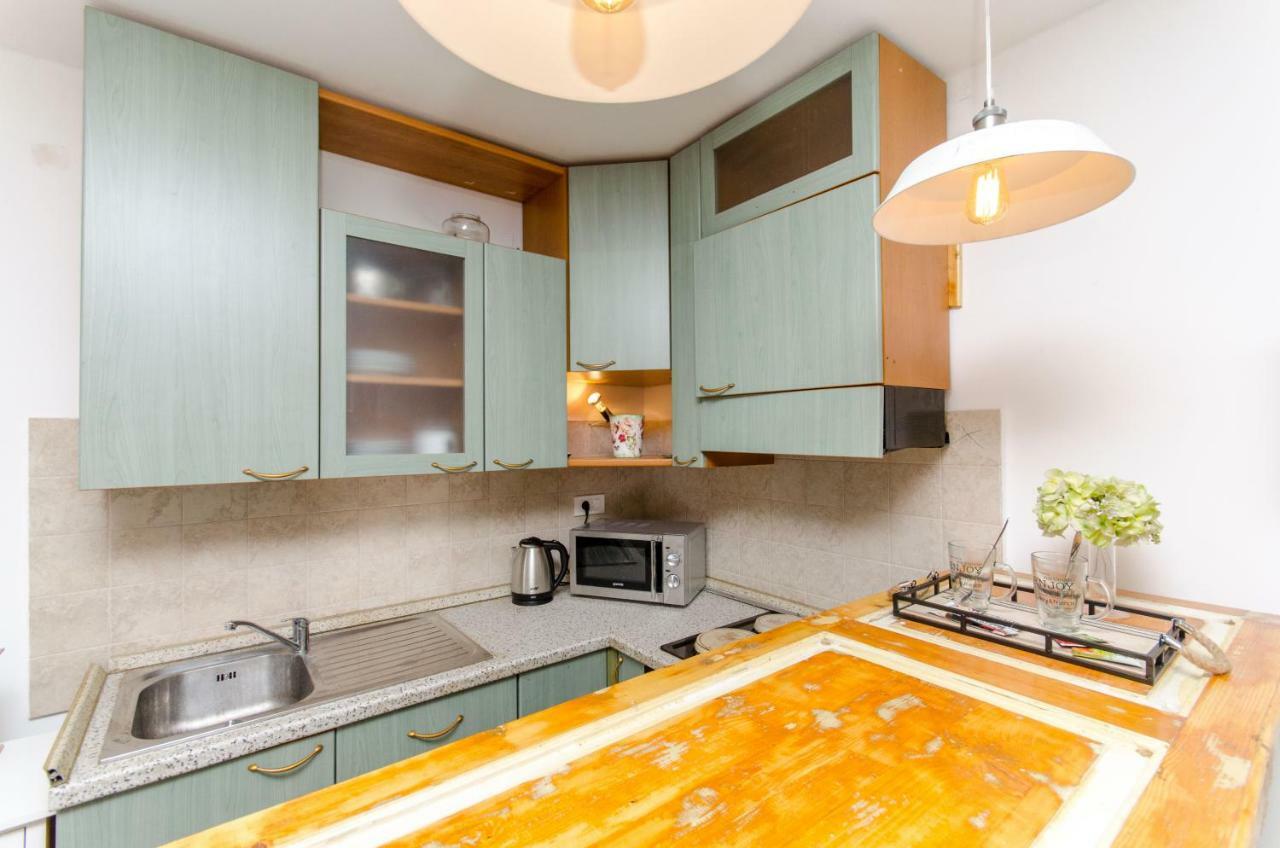 Apartment Hello Love Split Buitenkant foto